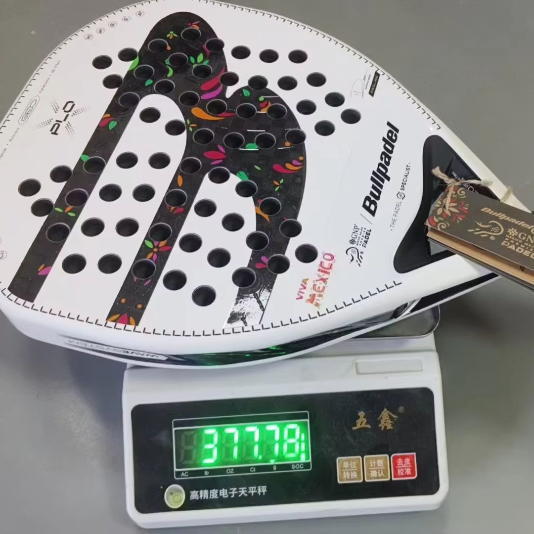 Raquete de Padel Bullpadel 12K - Badminton Racket Carbon avaliação e preço